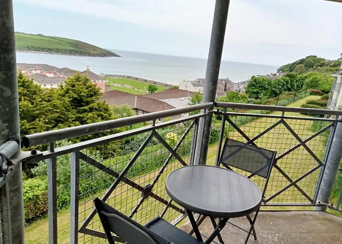 Sunnyside View Apartment -Modern & Cosy Apartment With Magnificent Views To Match